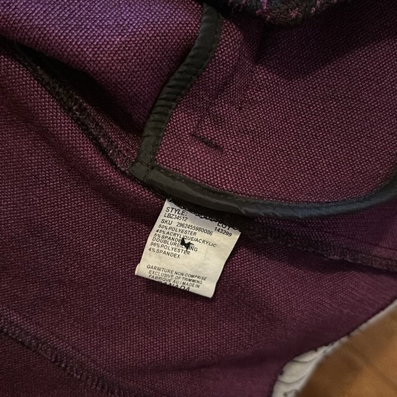 NWOT - Le Château Waist Blazer (matching skirt available) - Picture 7 of 9